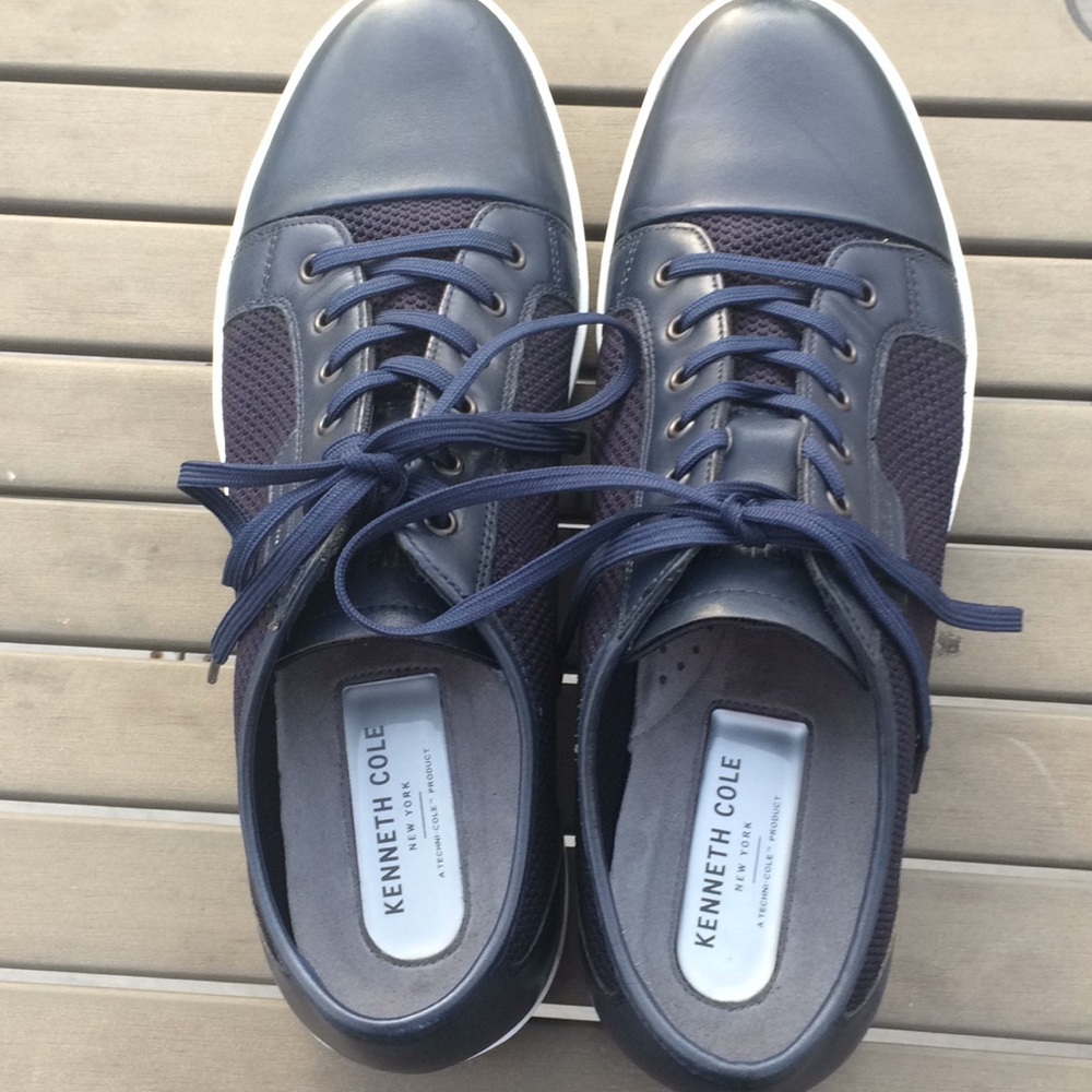 Kenneth Cole Blue Mixed Platform Sneaker - Size 11